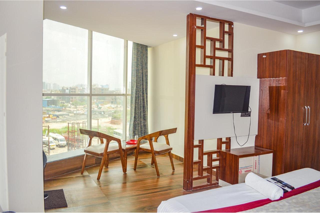 Fabhotel The Golf Inn Noida Exterior foto